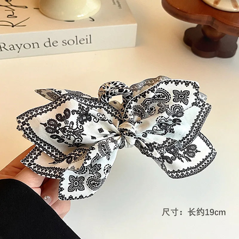 Cotton Cashew Flowers Printing Butterfly Hair Clips