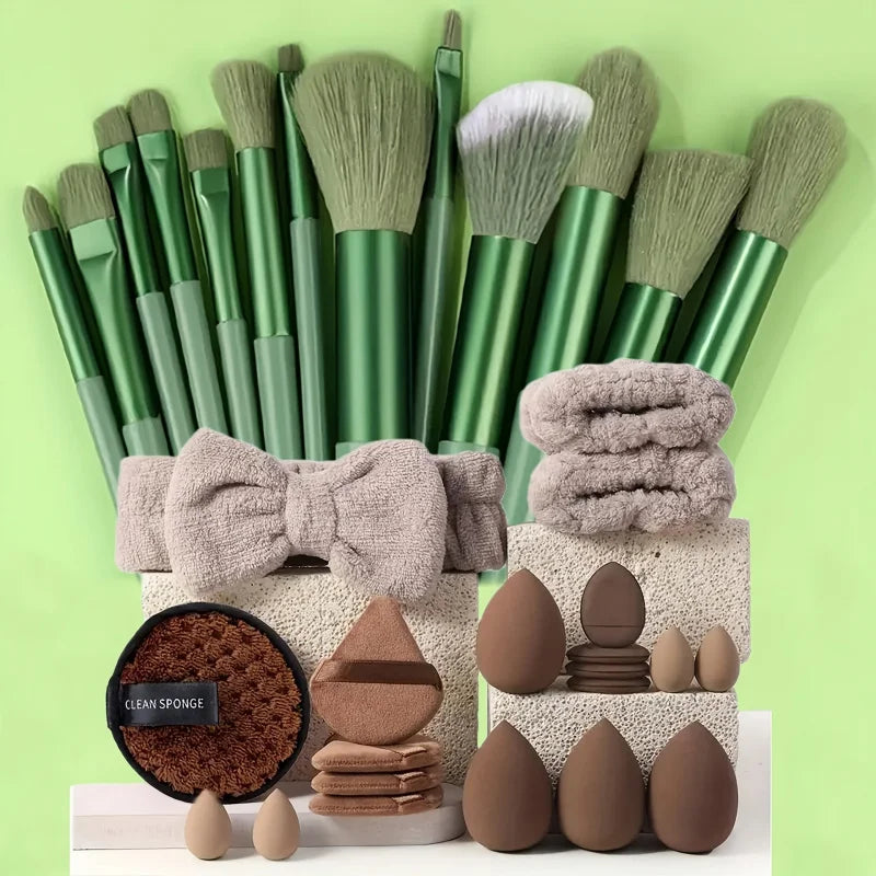 33pc beauty set makeup kit face washing and makeup