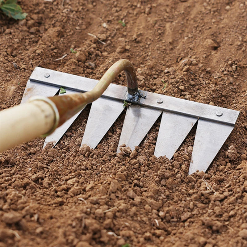 Iron Gardening Hoe Weeding Rake