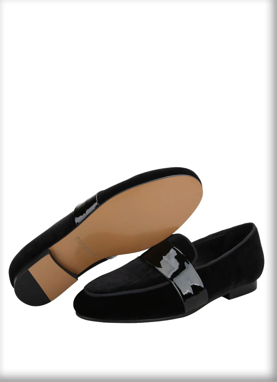 Classic Black Velvet Slip-On Men Shoes with Patent Leather Cross Strap Loafers for Fashion Party Wear