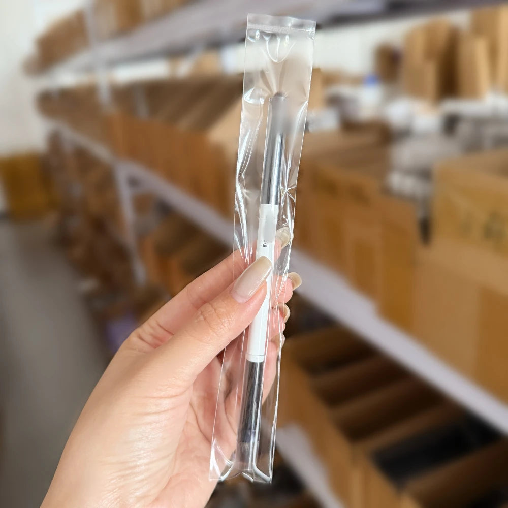 Dual-Ended Foundation Face Brush