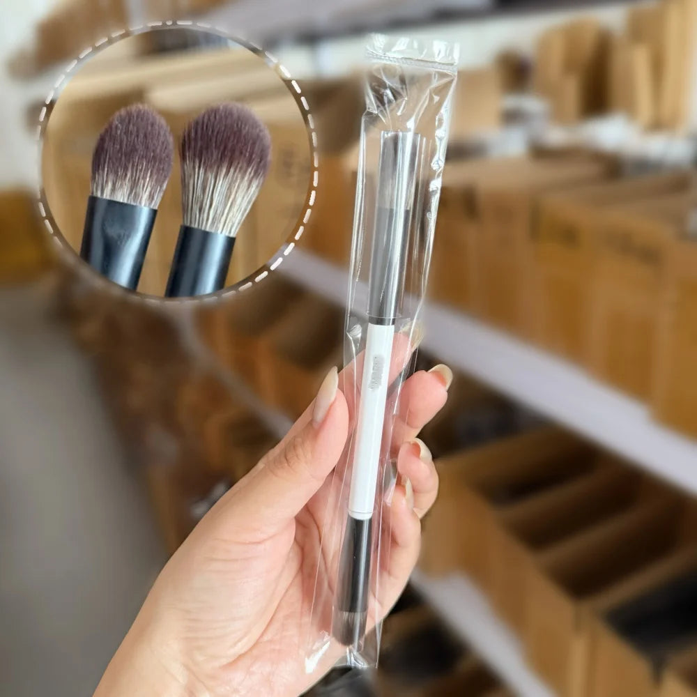 Dual-Ended Foundation Face Brush