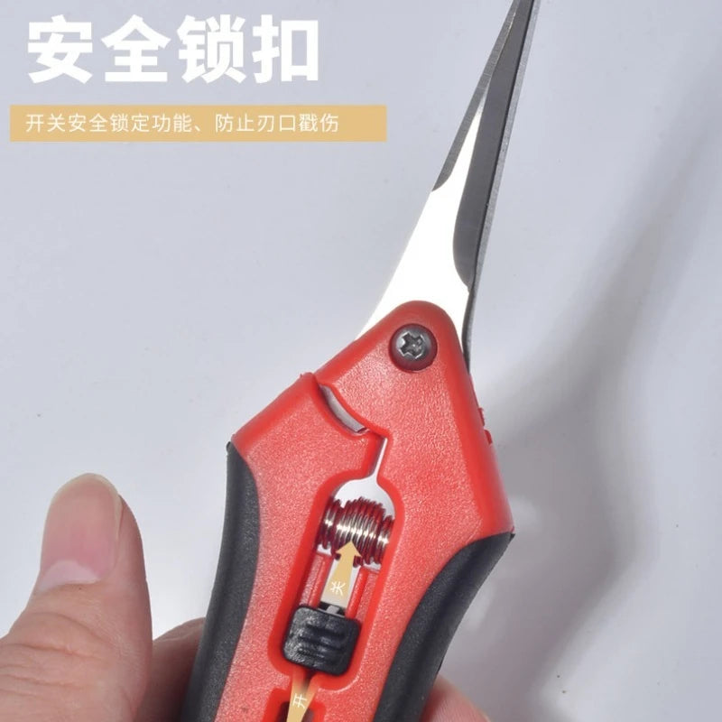 Powerful garden pruning scissors