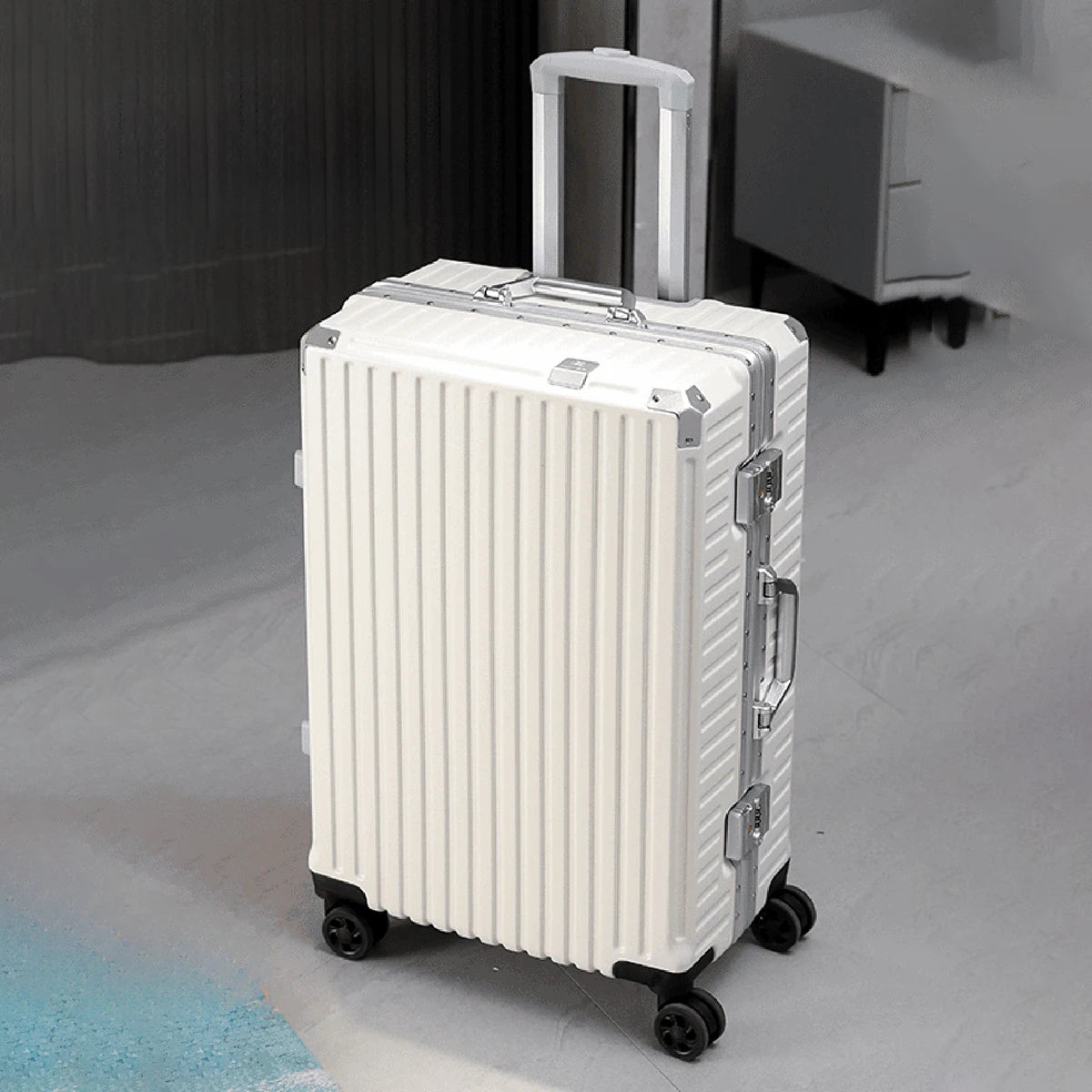 Aluminum Frame Rolling Luggage Case