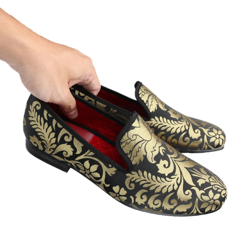 Piergitar 2023 New Upgrade Style Baroque Gold Jacquard Silk Men Loafers For Party Pair With Gold Suit Plus Size Moccasins