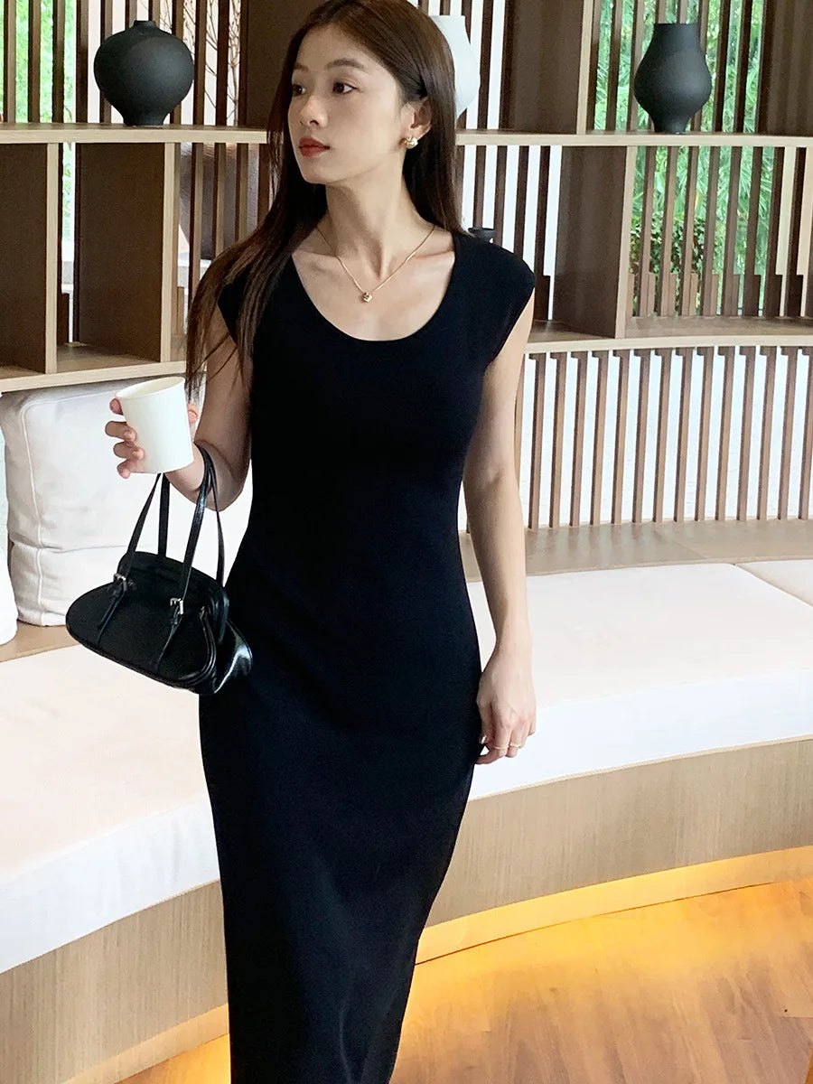 Women's Sleeveless Knit Black Maxi Dress – Elegant Slim Fit Bodycon Summer Long Dress Chic Viscose Old Money Style
