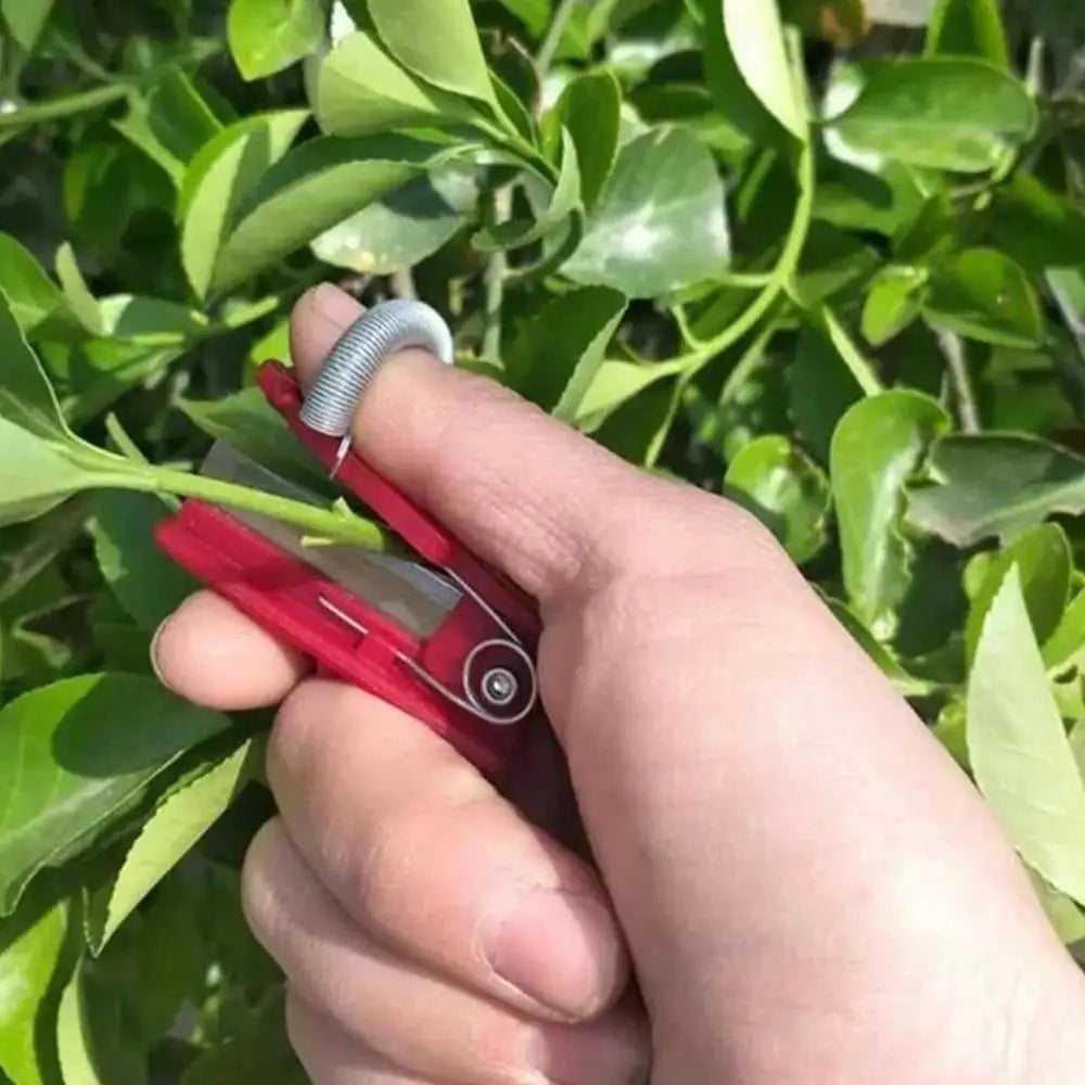 Gardening Thumb Pruner