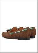 Plus size men's party and prom shoes made of velvet with a new tassel style.