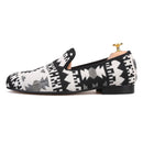 Piergitar 2019 New black and white cotton fabric men loafers retro style handmade men smoking slippers plus size male's flats
