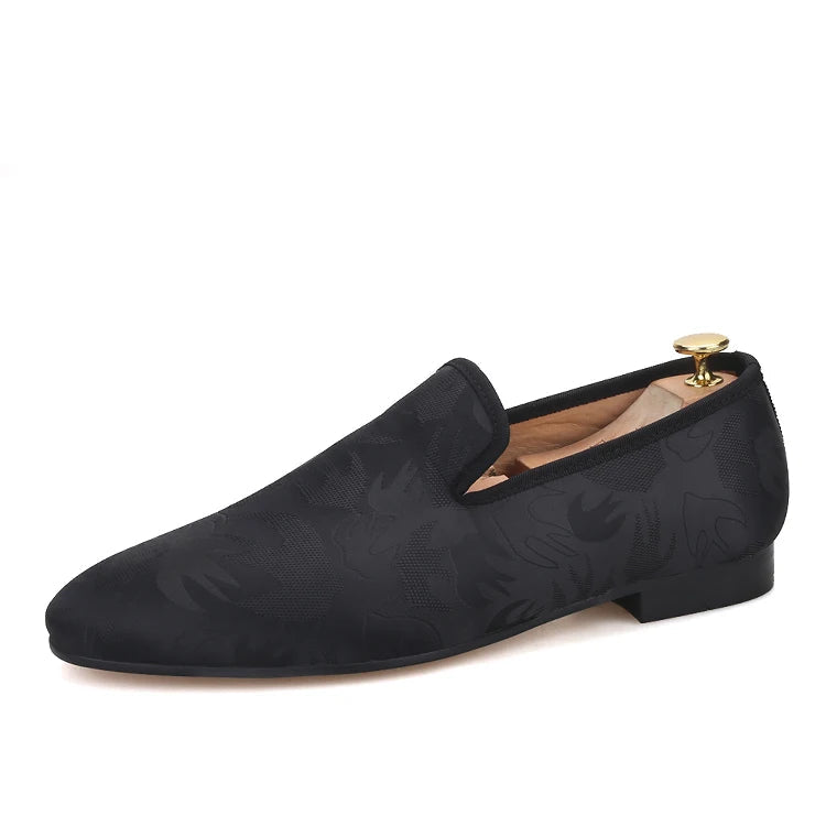 black / 4