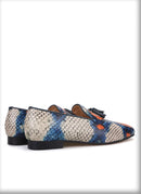Men's casual shoes with tassels and cow leather in a snake pattern.