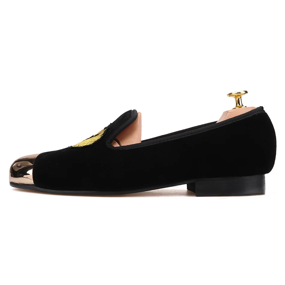 Piergitar 2019 New Style Men Velvet Shoes Metal toe with handwork embroidery Smoking Slipper Men's Flats shoes plus size