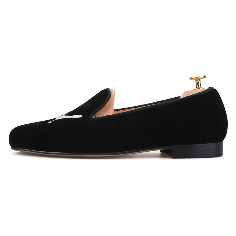 Piergitar 2019 Handmade Men velvet loafers with letters embroidery party and prom men's classic smoking slippers plus size
