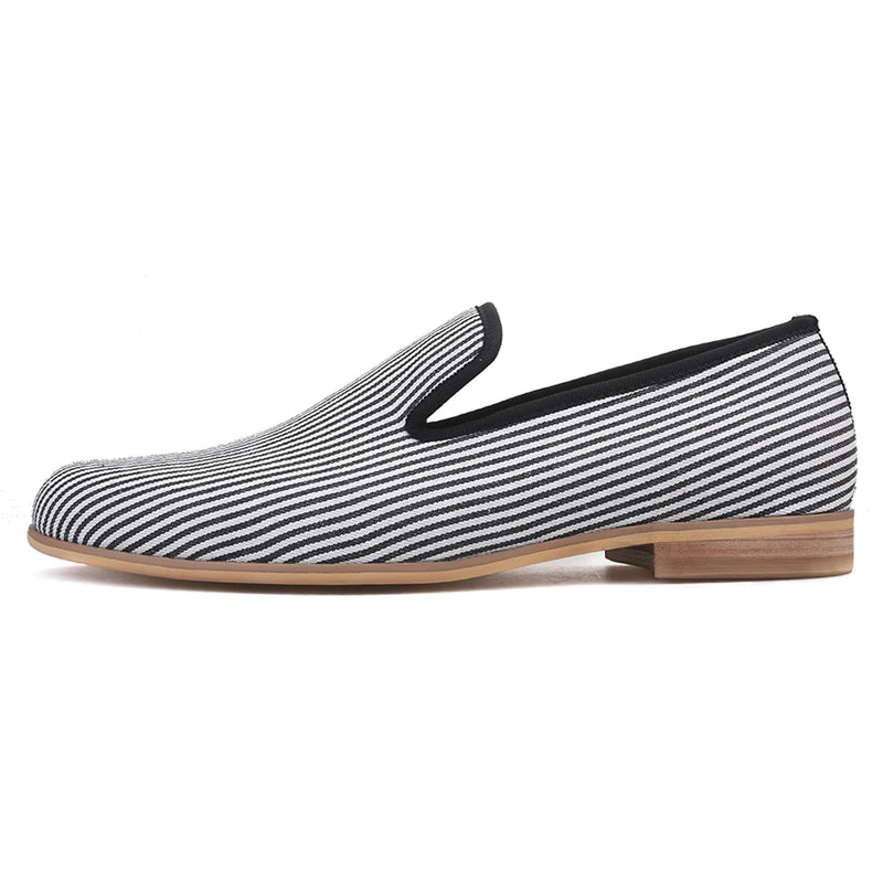 Piergitar 2019 New British style men's loafers Black and white striped canvas fashion men smoking slippers plus size male flats