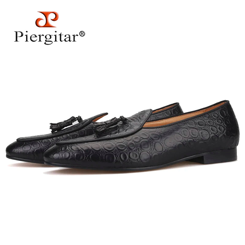 Piergitar 2019 Handmade embossed Genuine Leather Men shoes party and wedding Men's loafers with matching tassel plus size