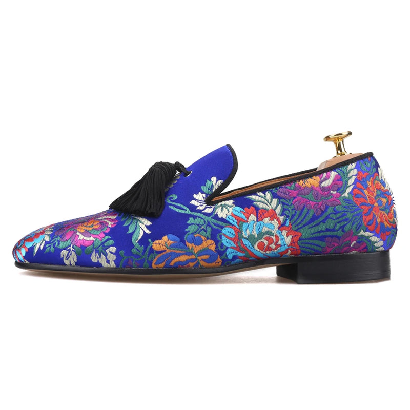 Piergitar brand 2019 new arrival Floral printing men loafers with big tassel wedding and prom men's silk shoes smoking slippers