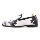 New style Combining traditional loafers with military design in a slipper exaggerated print