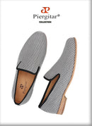 Piergitar 2019 New British style men's loafers Black and white striped canvas fashion men smoking slippers plus size male flats