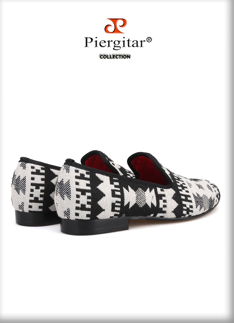 Piergitar 2019 New black and white cotton fabric men loafers retro style handmade men smoking slippers plus size male's flats