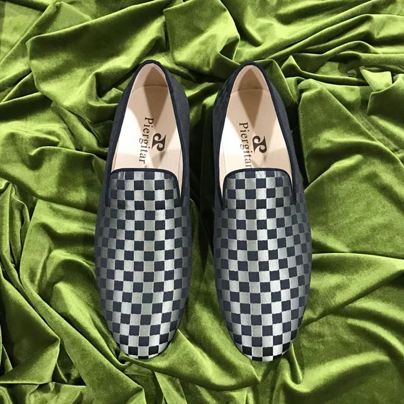 Piergitar 2022 Four Colors Checkerboard Print Silk Handmade Men's Loafers Classic British Style Man Smoking Slippers For Party