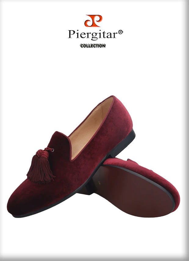 Piergitar 2019 New dark red colors velvet men tassel shoes Wedding men loafers handmade men's casual shoes smoking slippers