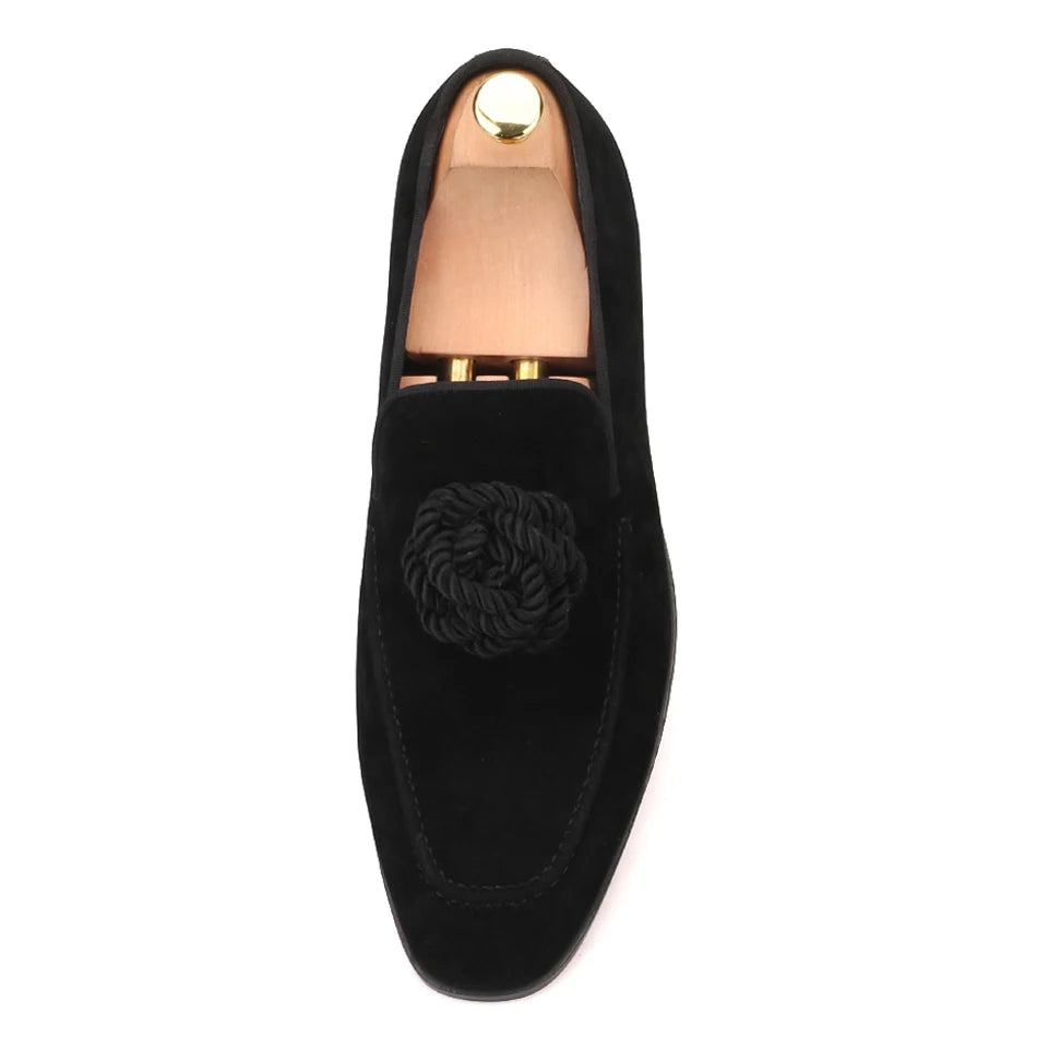 Piergitar 2019 Handmade Flower decoration Men Velvet Shoes Party and Wedding Men Loafers Men's casual shoes Plus size