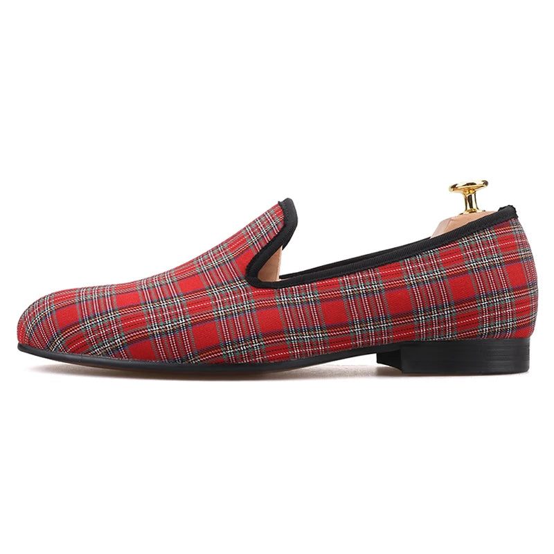 Piergitar 2021 New Handmade Scottish Plaid Men Fabric Shoes Men casual Loafers Plus Size Classic Smoking Slippers Flats