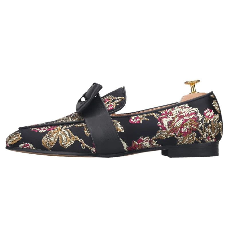 Piergitar 2021 New Style Floral Printed Silk Men Moccasin Handmade Leather Butterfly-Knot Men's Loafers Plus Size Man Flat Shoes