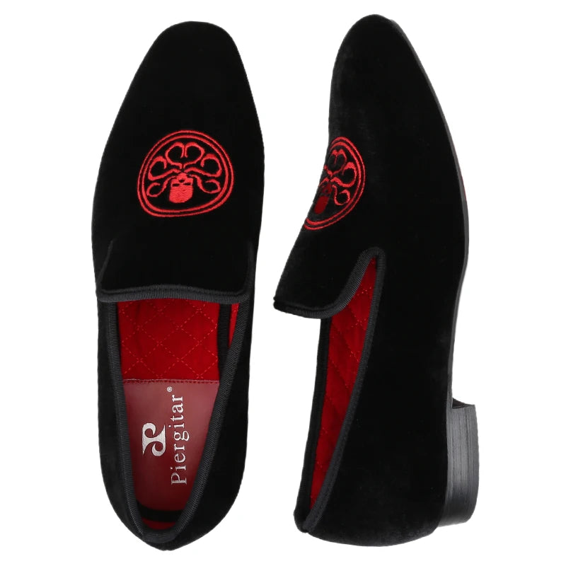 New Style Black Velvet Moccasins Embroidered Skull Design Slip-On Smoking Shoes for Men
