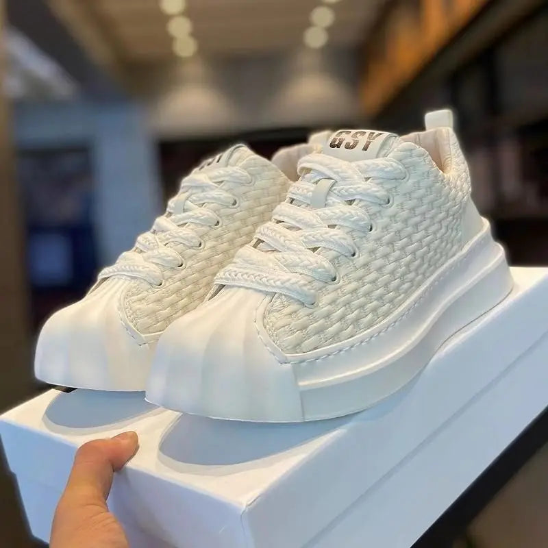 White / 43