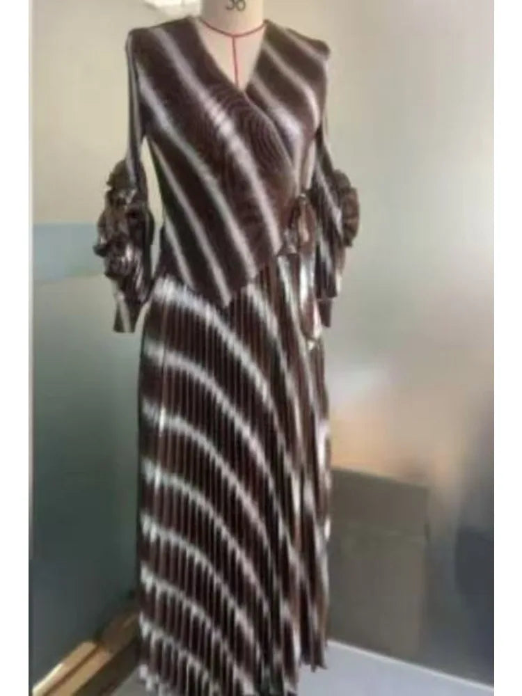 Miyake Pleated New Wholesale V-neck Long-sleeved Hand-cranked Flower Bronzing Waist African Women's Dress Miyak