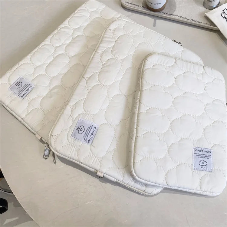 WHITE / 15-15.6 Inch