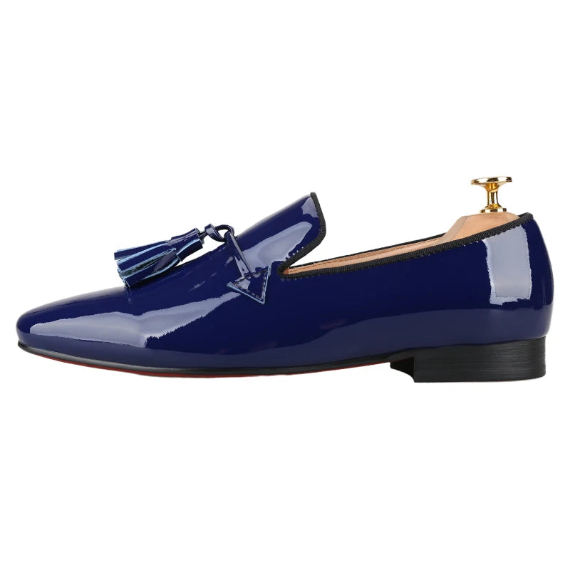 Piergitar 2024 New Model Royal Blue And Black Patent Leather Men's Tassels Shoes For Fashion Party Handmade Slip-On Loafers