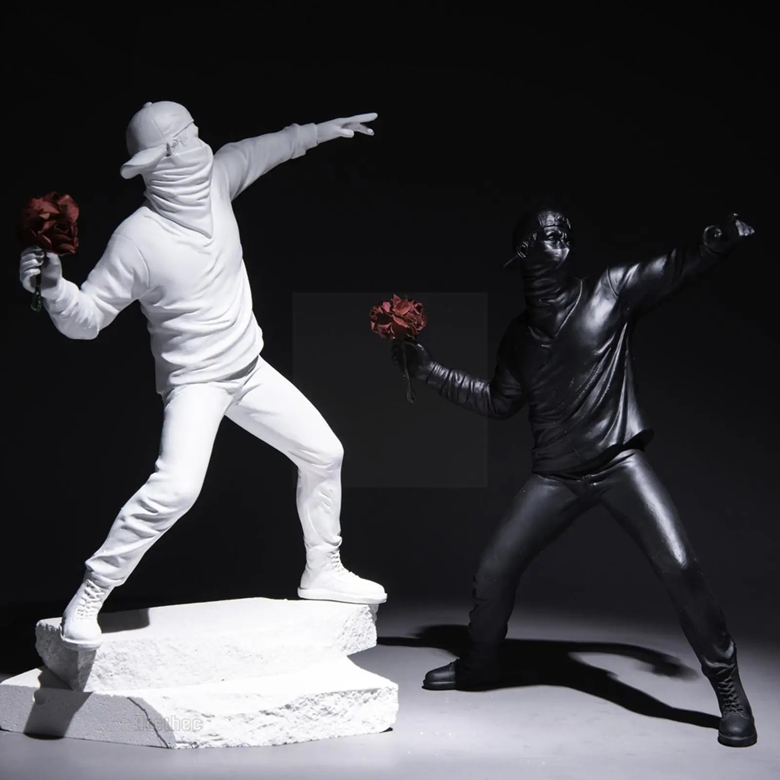 Modern Art Resin Banksy Sculptures Flower