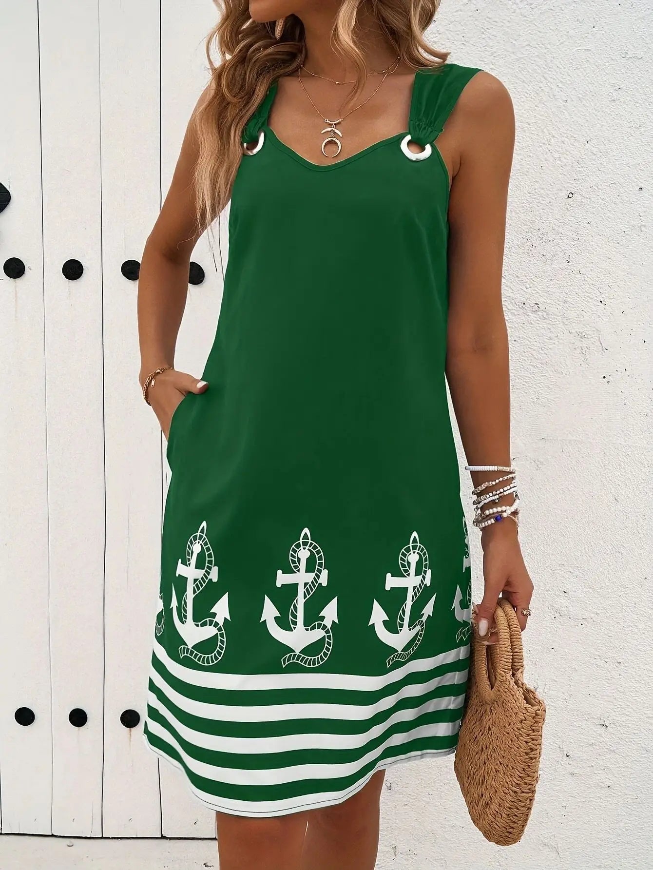 green / M