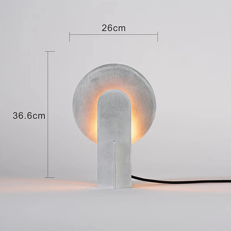 Trumpet / AU plug / Warm light