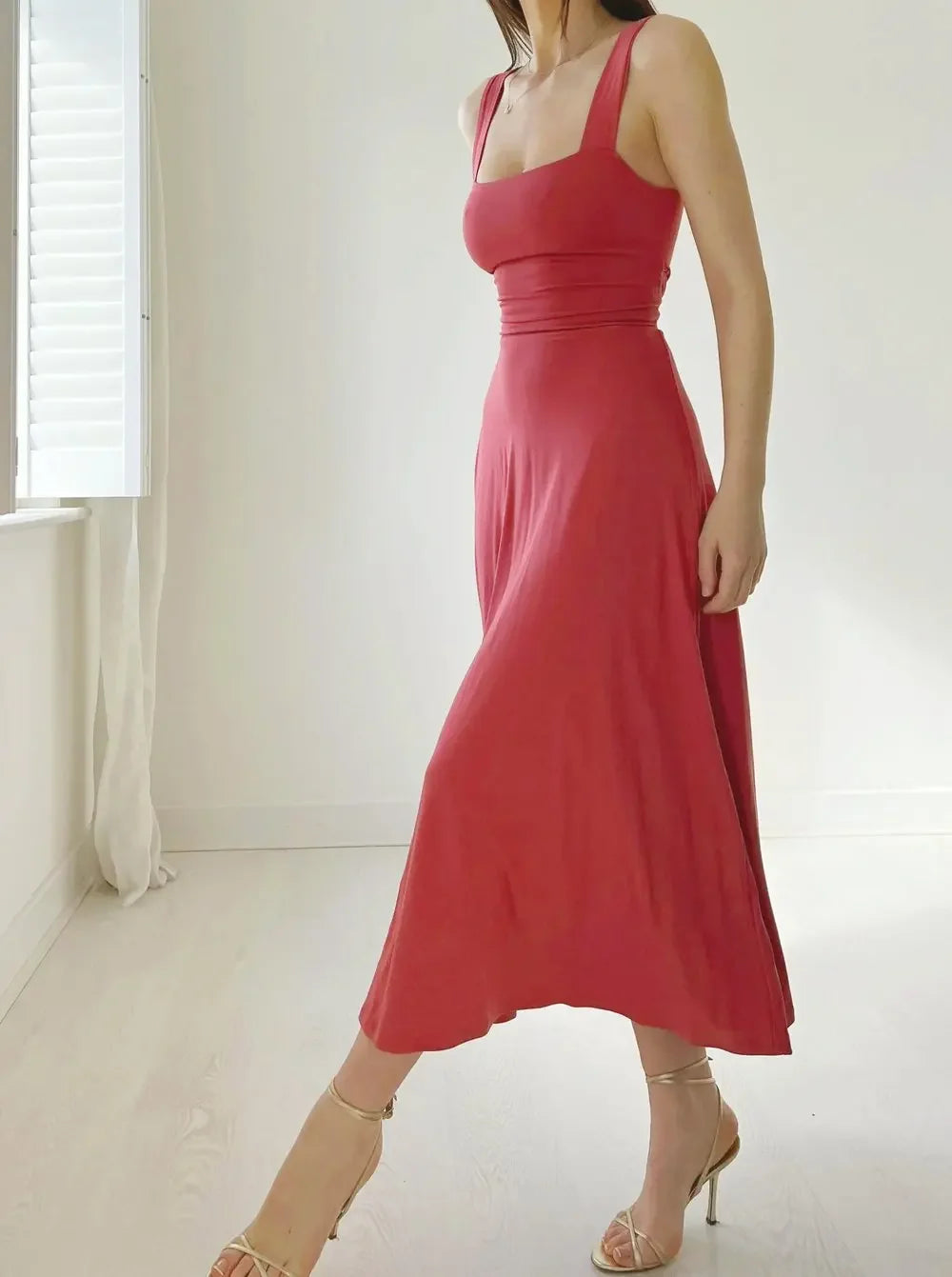 Women's Sleeveless Square Neck Back Lace Dress