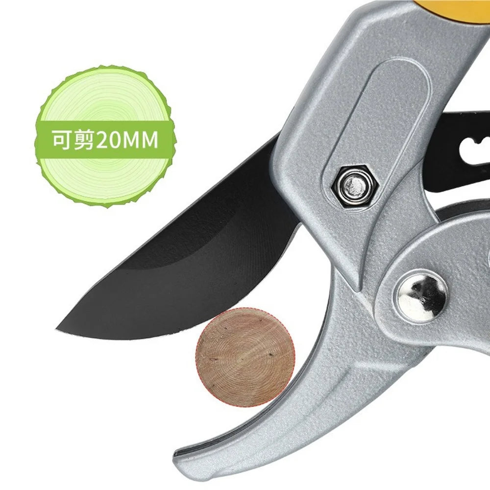 Effort-saving Pruning Scissors