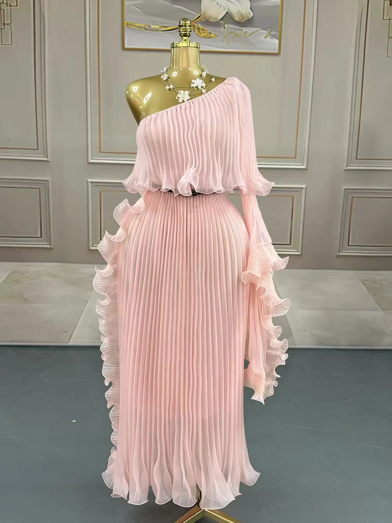 Miyake Dress2025 New Miyake Pleated Lotus Leaf Dense Edge Design Slanted Shoulder Single Sleeve Dress Women