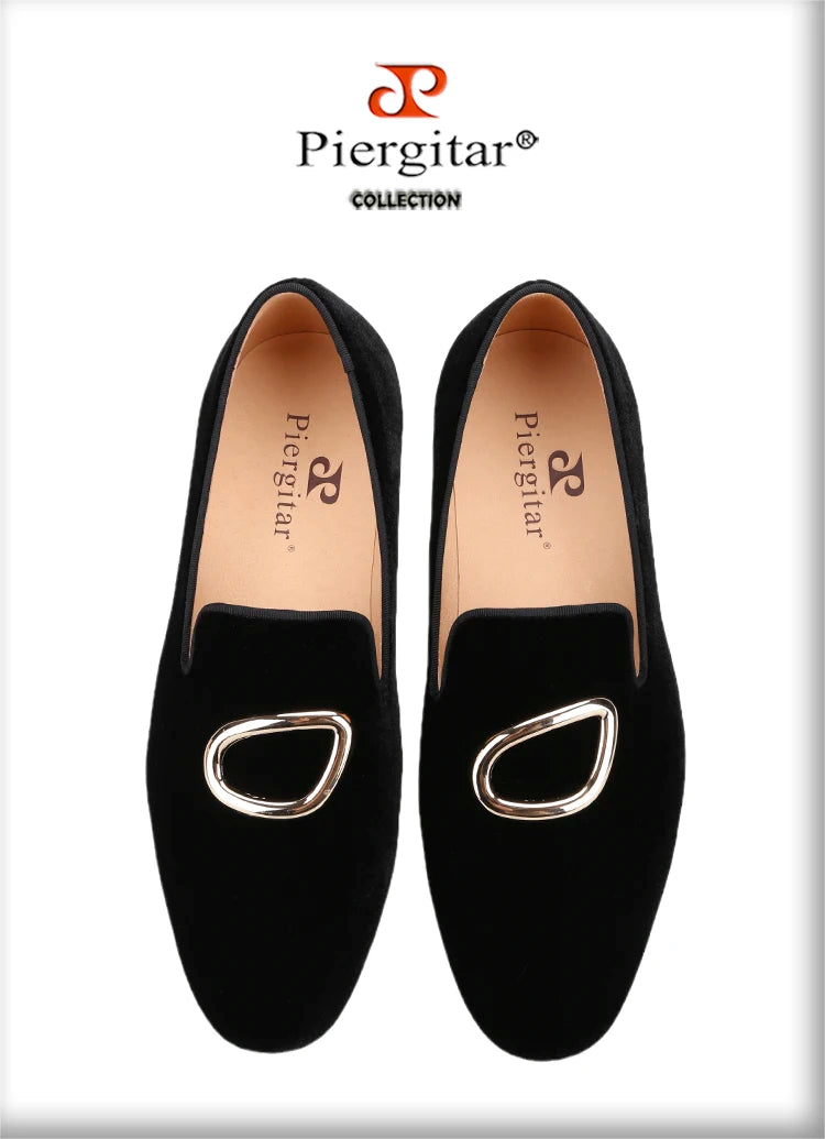 Piergitar Black Velvet Classic Men's Loafers For Fashion Party And Wedding Circle Metal Buckles Slip-On Flats Red Color Outsoles