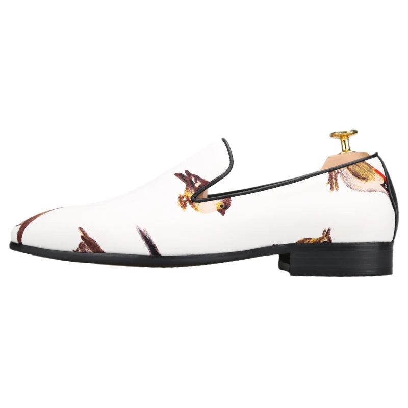 Piergitar 2022 New White Color Satin Men's Loafers With Bird Printing Fashion Party And Banquet Men Smoking Slippers Plus Size