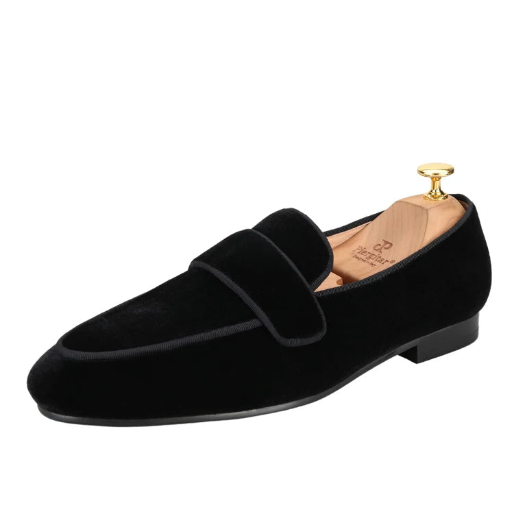 black / 12