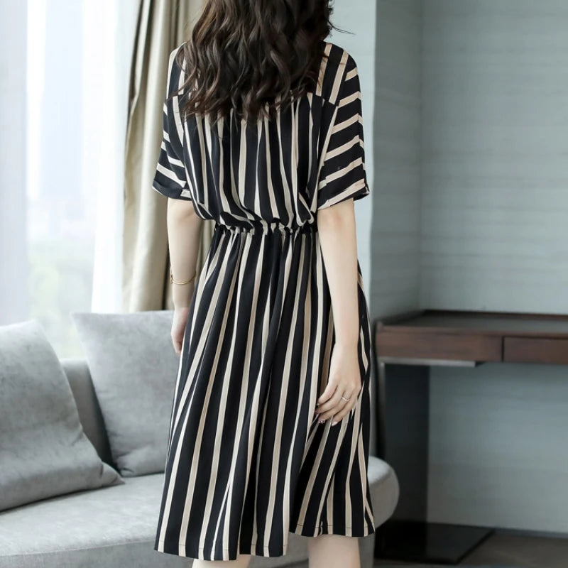 casual office lady dresses for women in a stripey short-sleeved midi dress
