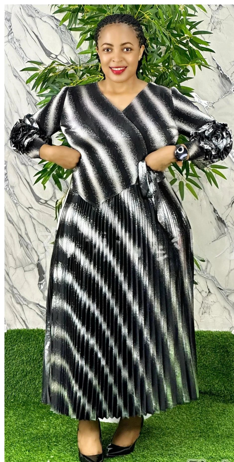 Miyake Pleated New Wholesale V-neck Long-sleeved Hand-cranked Flower Bronzing Waist African Women's Dress Miyak