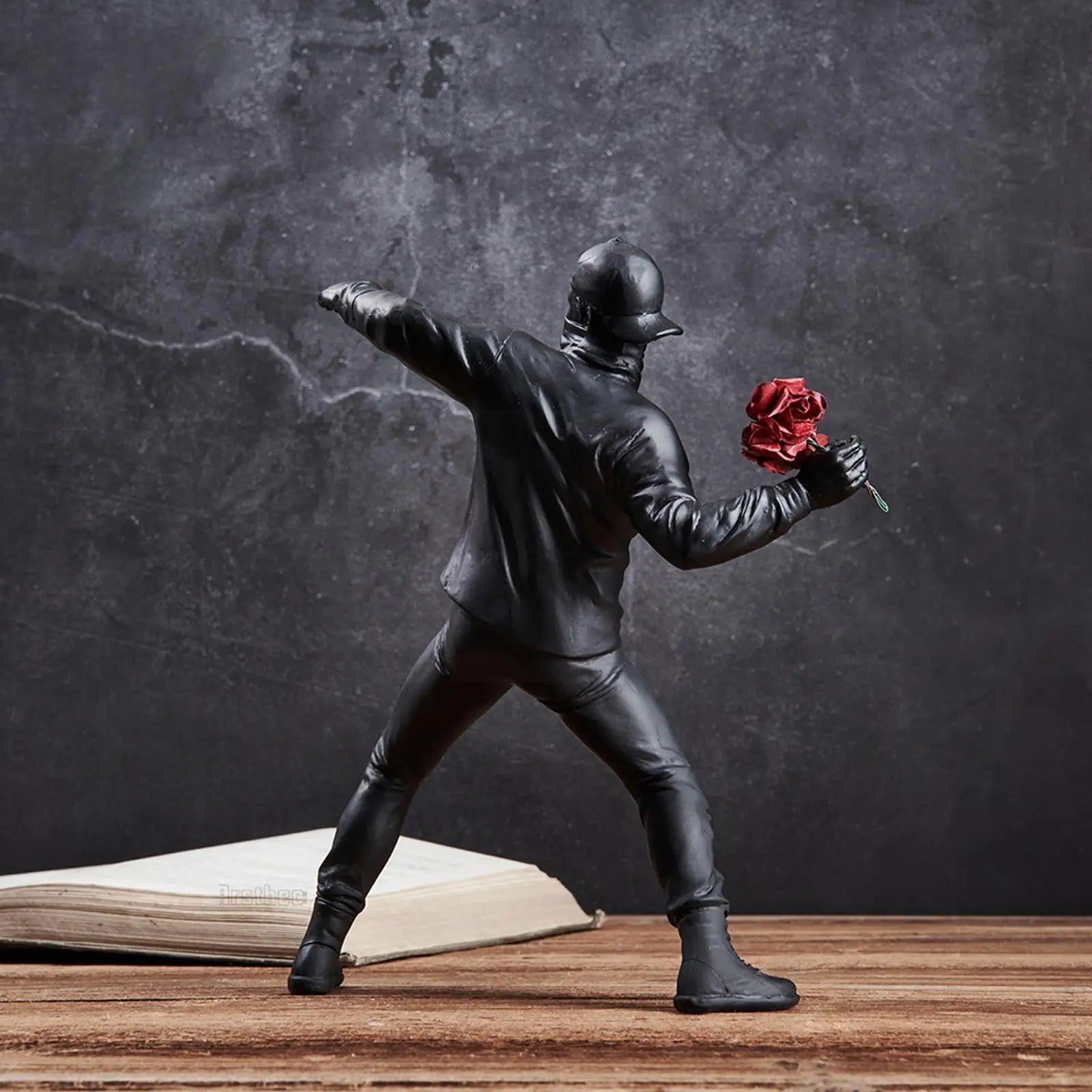 Modern Art Resin Banksy Sculptures Flower