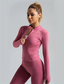 Seamless Sports Outerwear Yoga Coat Cropped Jacket for Gym Running High Waisted Moisture Wicking Workout Top with  Coat Women