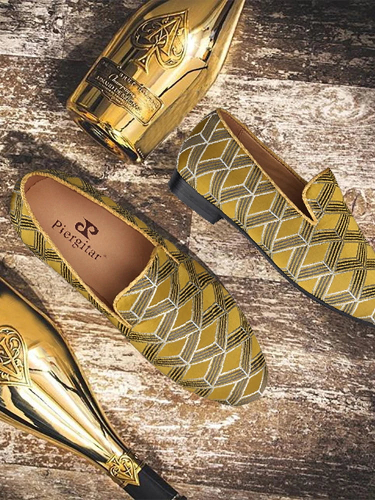 Piergitar 2022 High Grade Silk Fabric Men's Loafers For Party And Wedding Leather Insole Handmade Man Smoking Slippers Plus Size