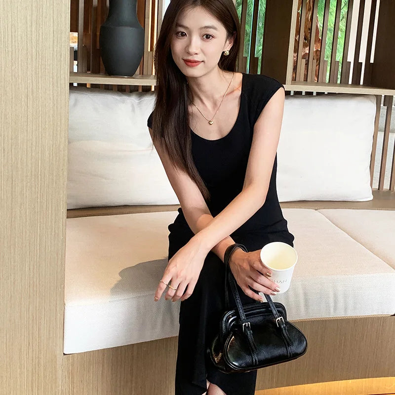 Women's Sleeveless Knit Black Maxi Dress – Elegant Slim Fit Bodycon Summer Long Dress Chic Viscose Old Money Style