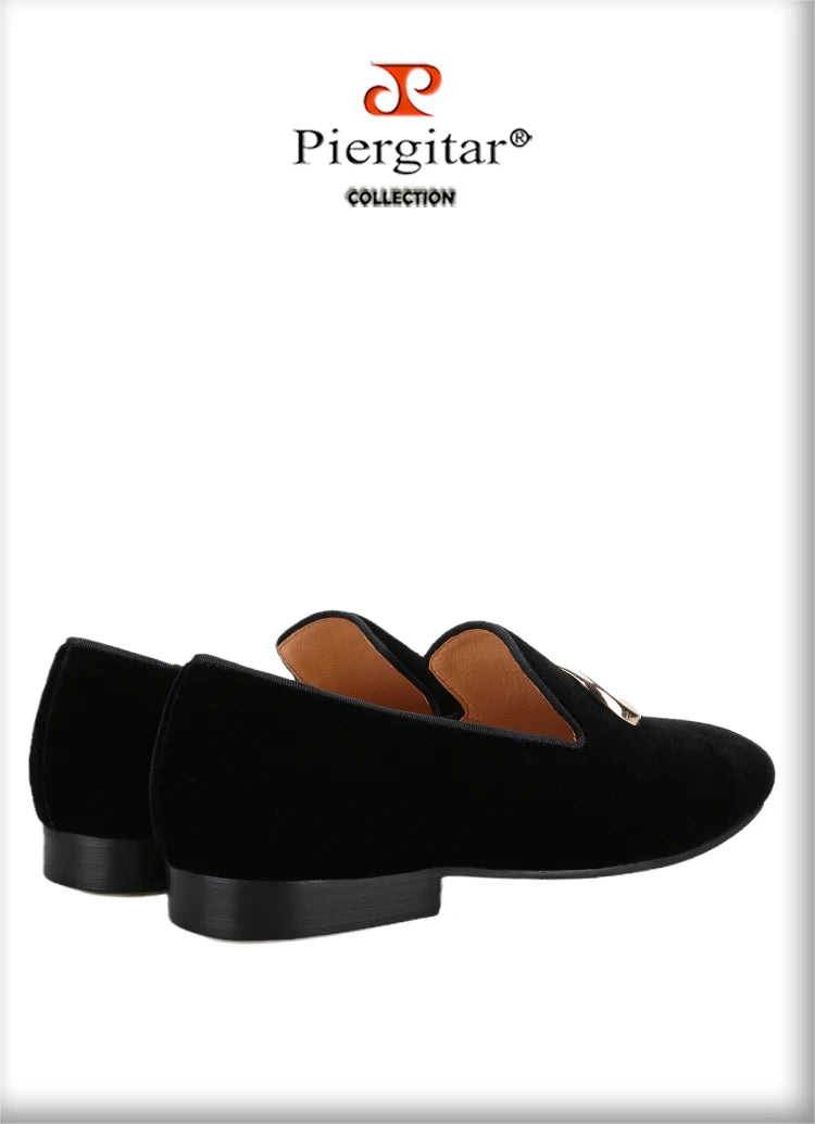 Piergitar Black Velvet Classic Men's Loafers For Fashion Party And Wedding Circle Metal Buckles Slip-On Flats Red Color Outsoles